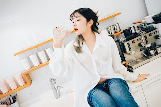 [Loozy] Sonson (손손) – Nude Apron