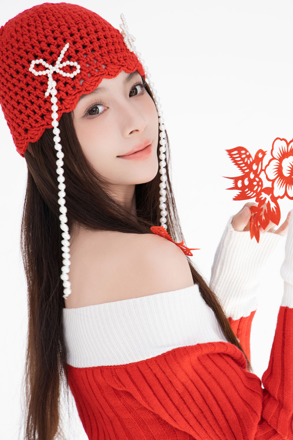 YiTuYu艺图语 Vol.8484 白了还想白 (23P)