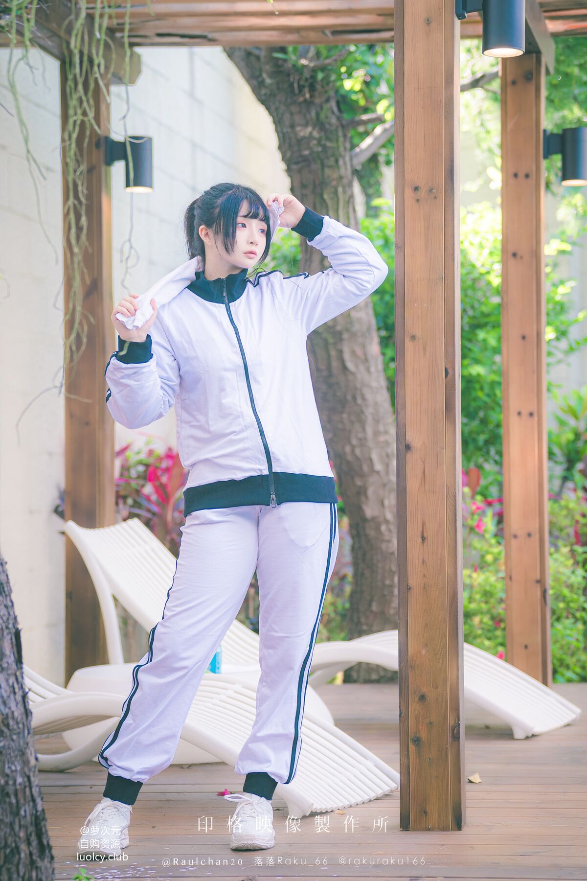Coser@落落Raku – 锻炼日 Exercise Day (62P – 1V)