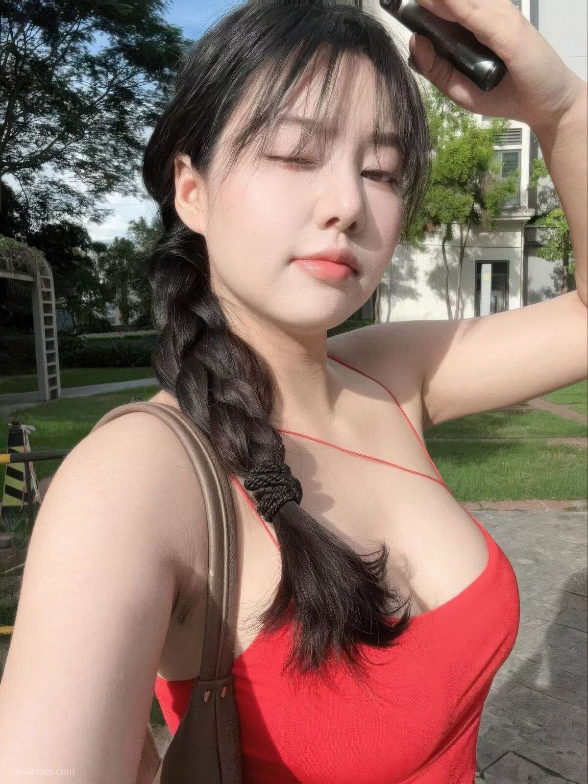 Sha Le Mei Xiao Cang Lao Shi 莎乐美小苍老师 – 网红外围 最新私密群门槛福利 Part02 (61P)