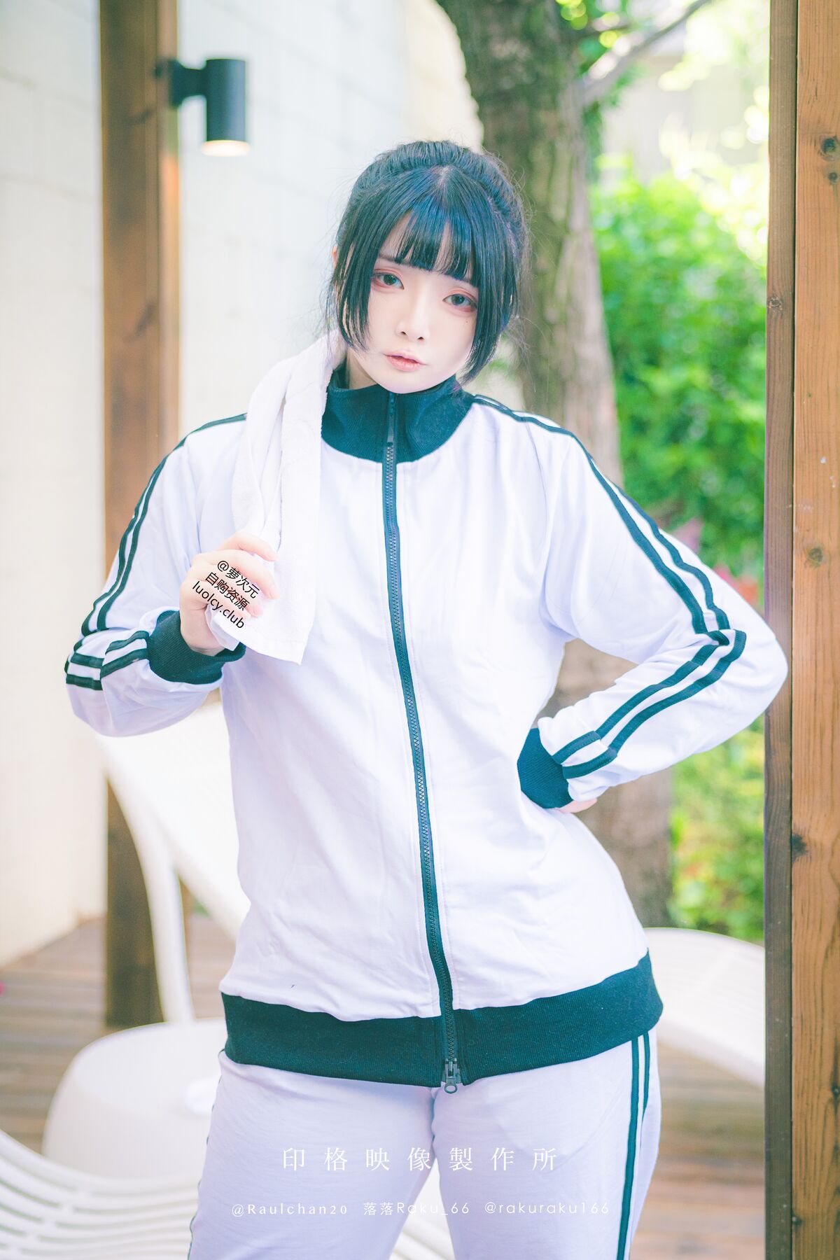 Coser@落落Raku – 锻炼日 Exercise Day (62P – 1V)
