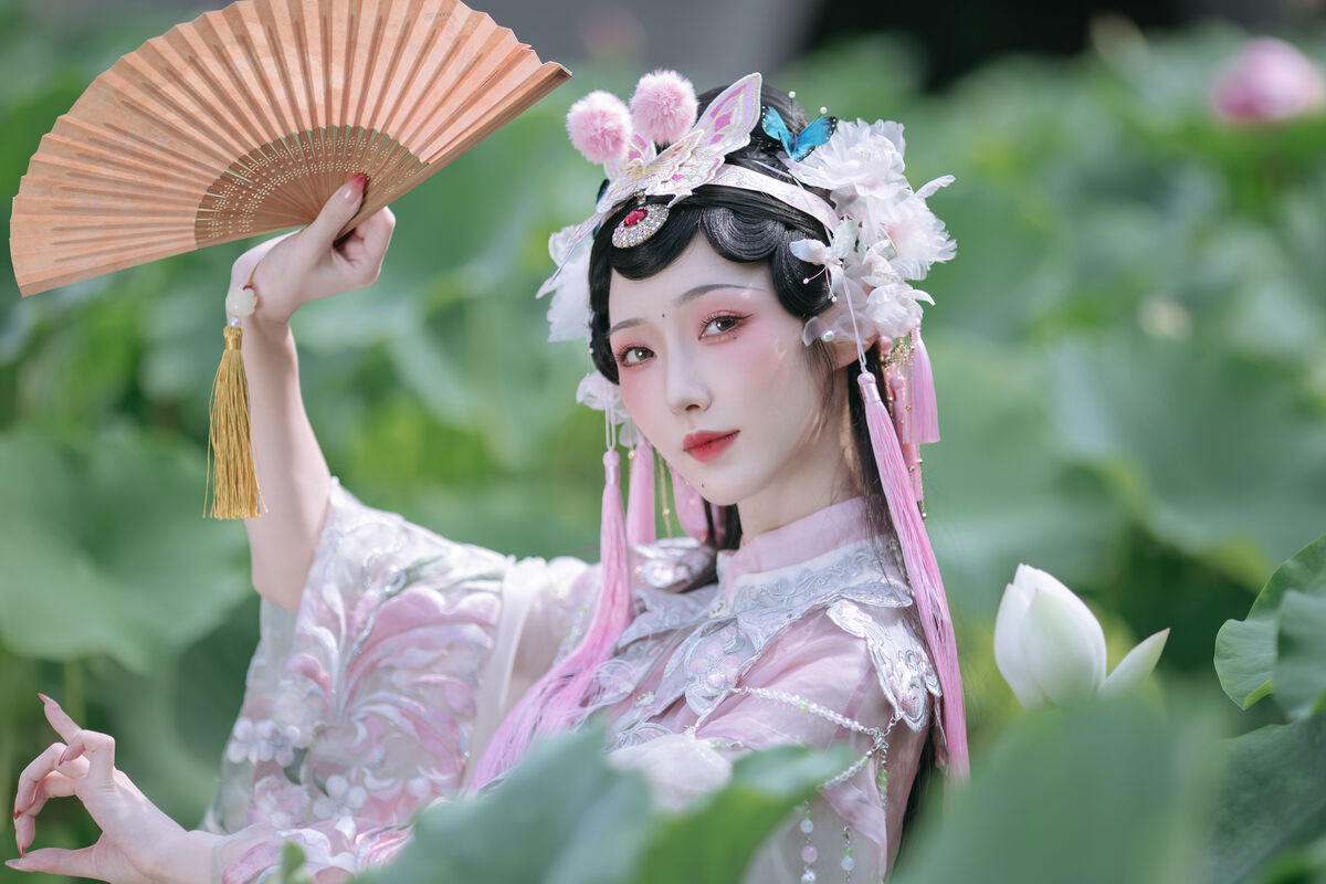 YiTuYu艺图语 Vol.8510 就是景年 (23P)