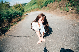 [Loozy] Mozzi (모찌) – Pee Dog Play