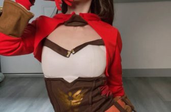 Celebi cosplay – Amber