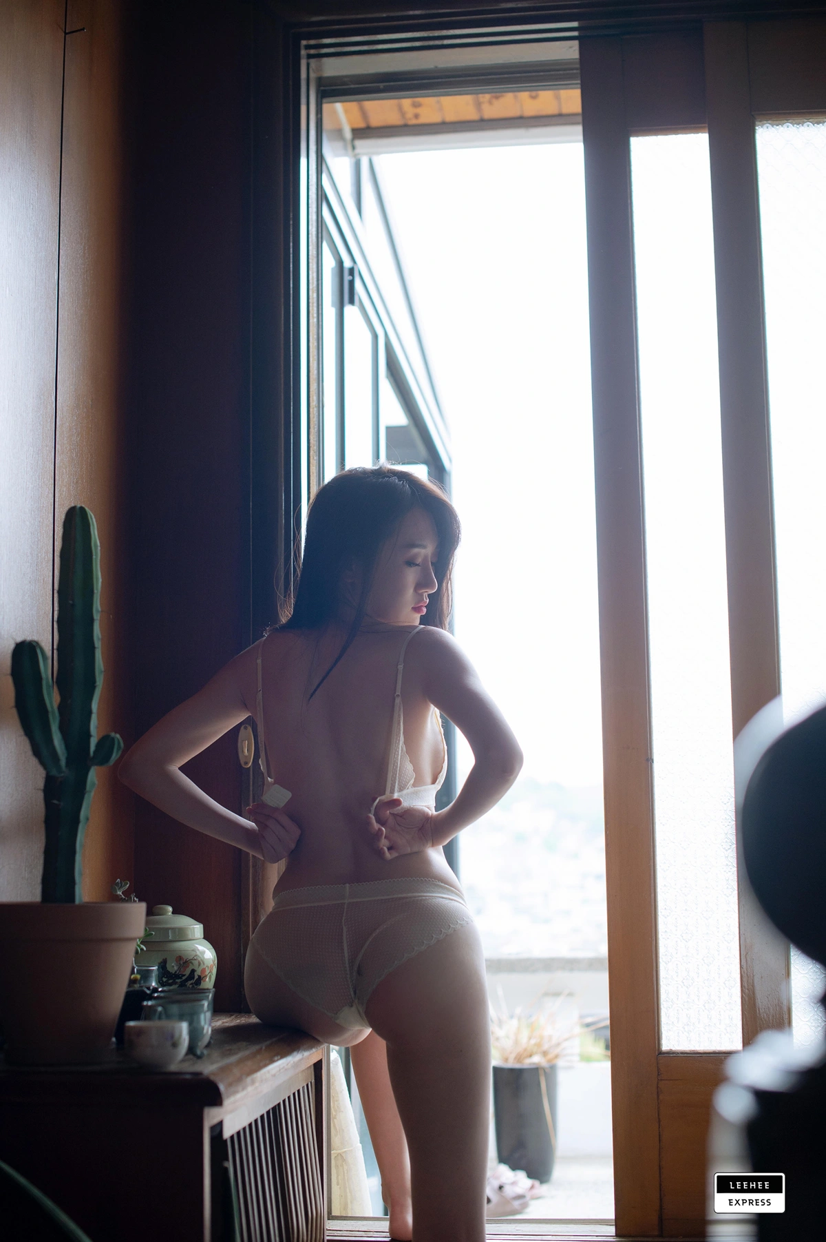 Na Kyung 나경, LEEHEE EXPRESS LERB-093 Set.02