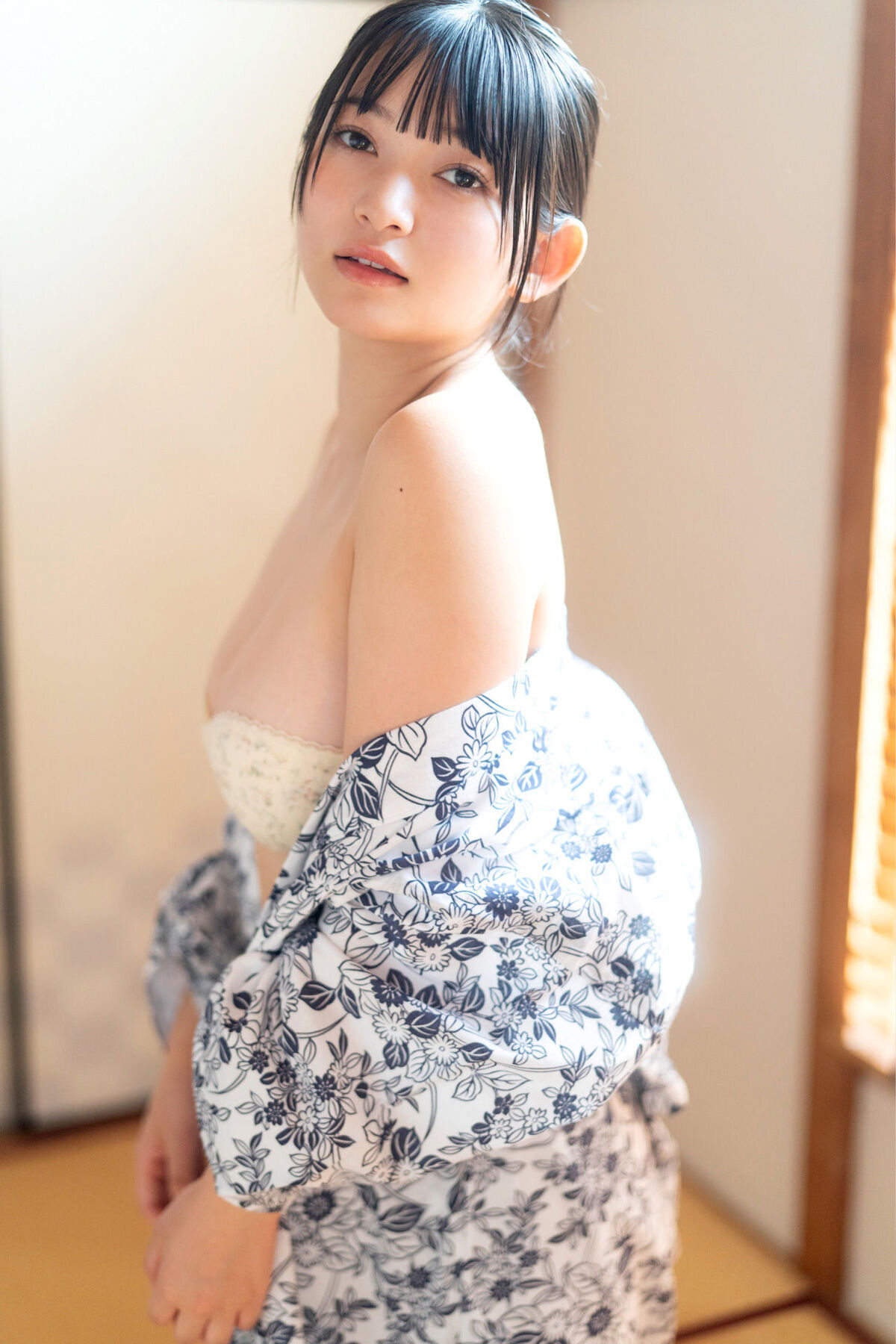 JP Suzuka Sayama 佐山すずか – 週末彼女 Part2