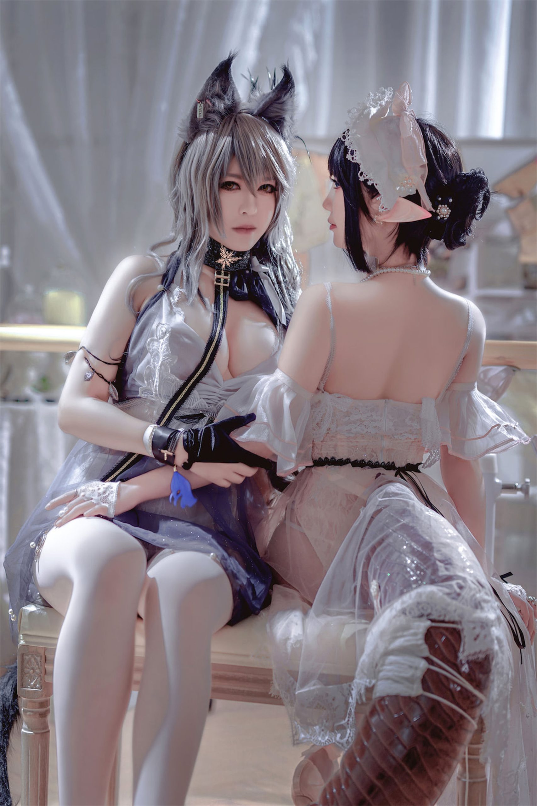 [福利COS] 可爱人气Coser面饼仙儿&半半子 - Arknights 黑x森蚺バレエ