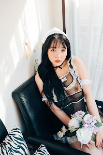 [Loozy] Son Ye-Eun (손예은) – Fetish Cafe