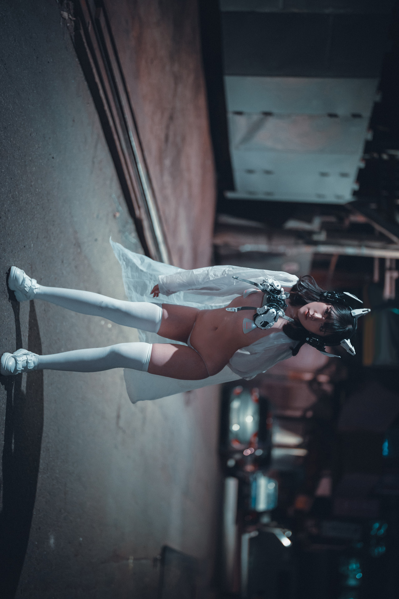 Sonson 손손, DJAWA ‘Masked-girl in raincoat’ Set.02