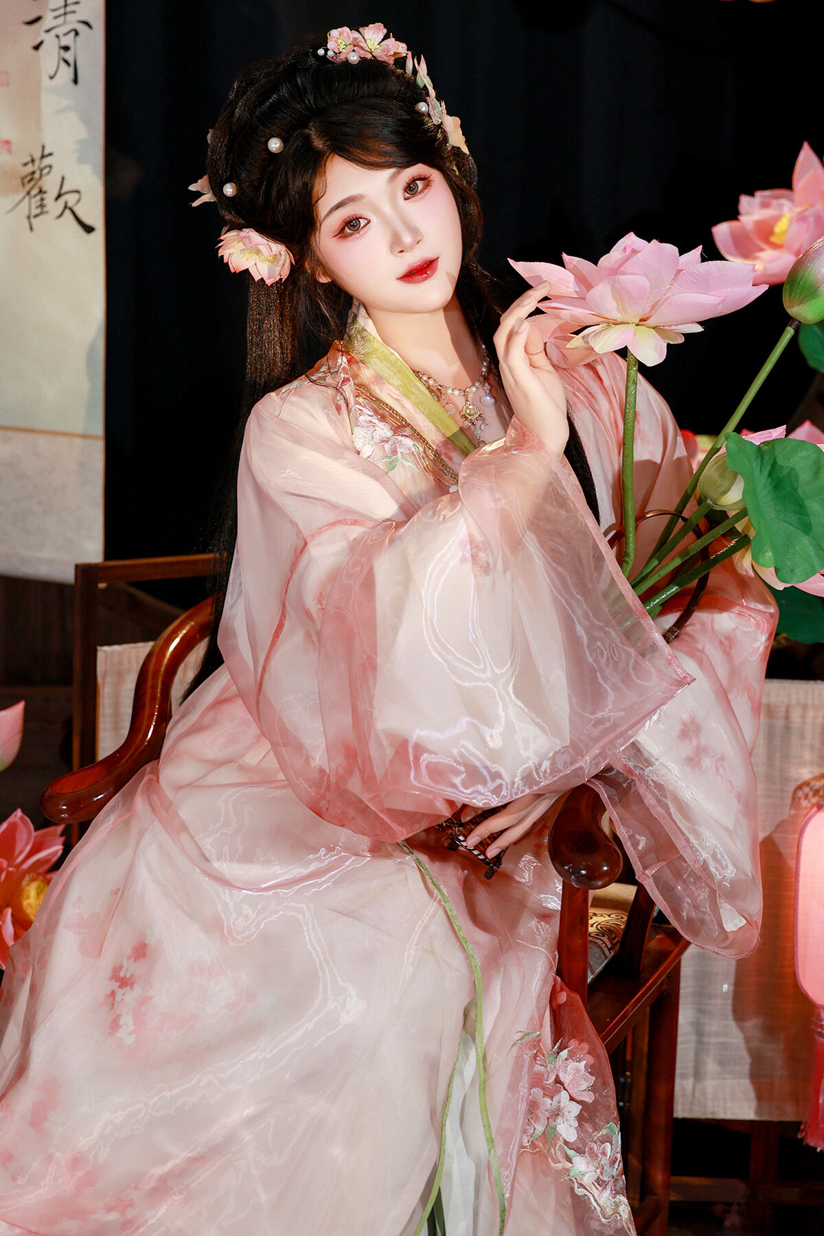 YiTuYu艺图语 Vol.7522 Kailin Jiang