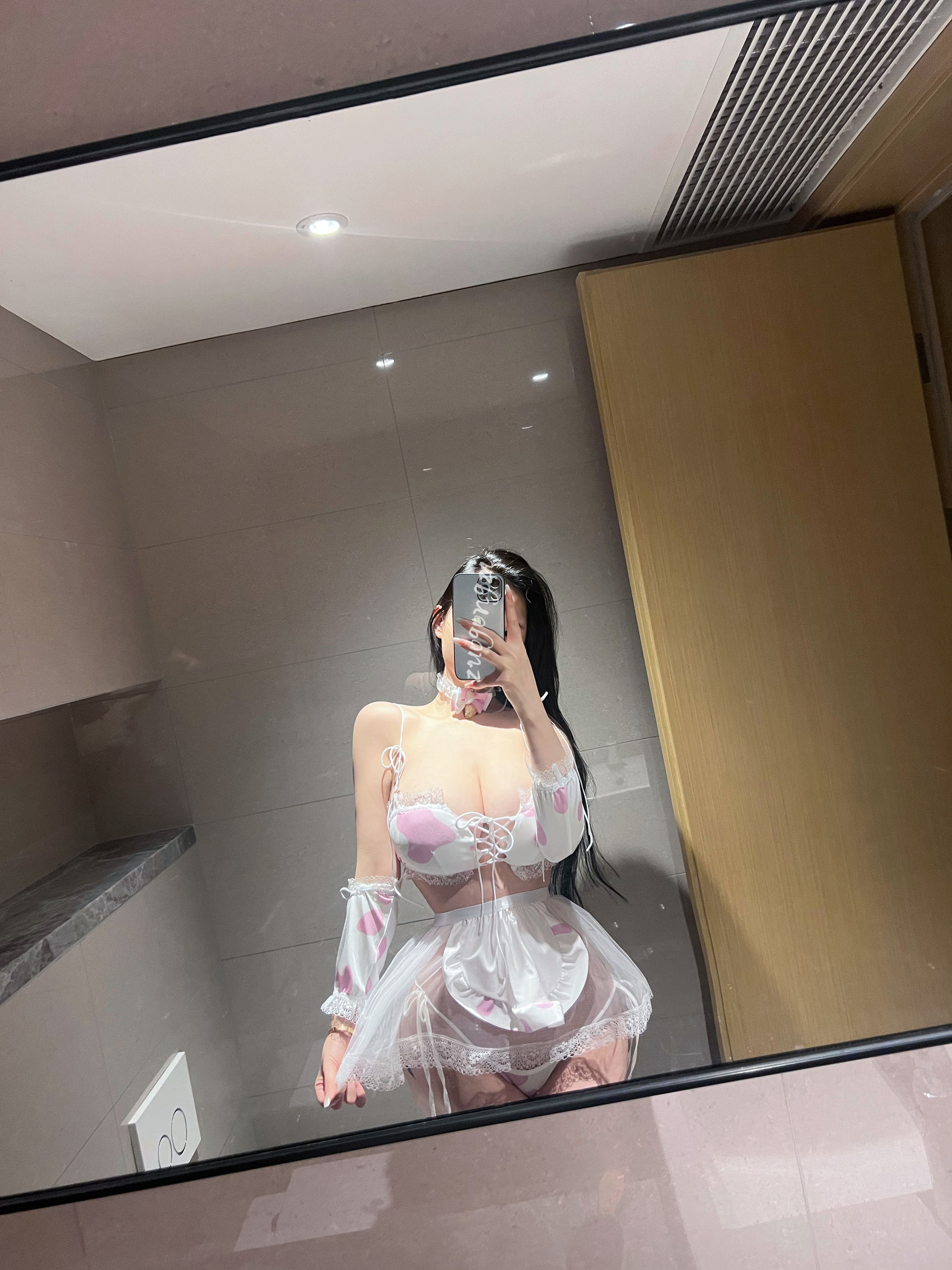 [福利COS] 美臀女神左公子666 - 情趣连体