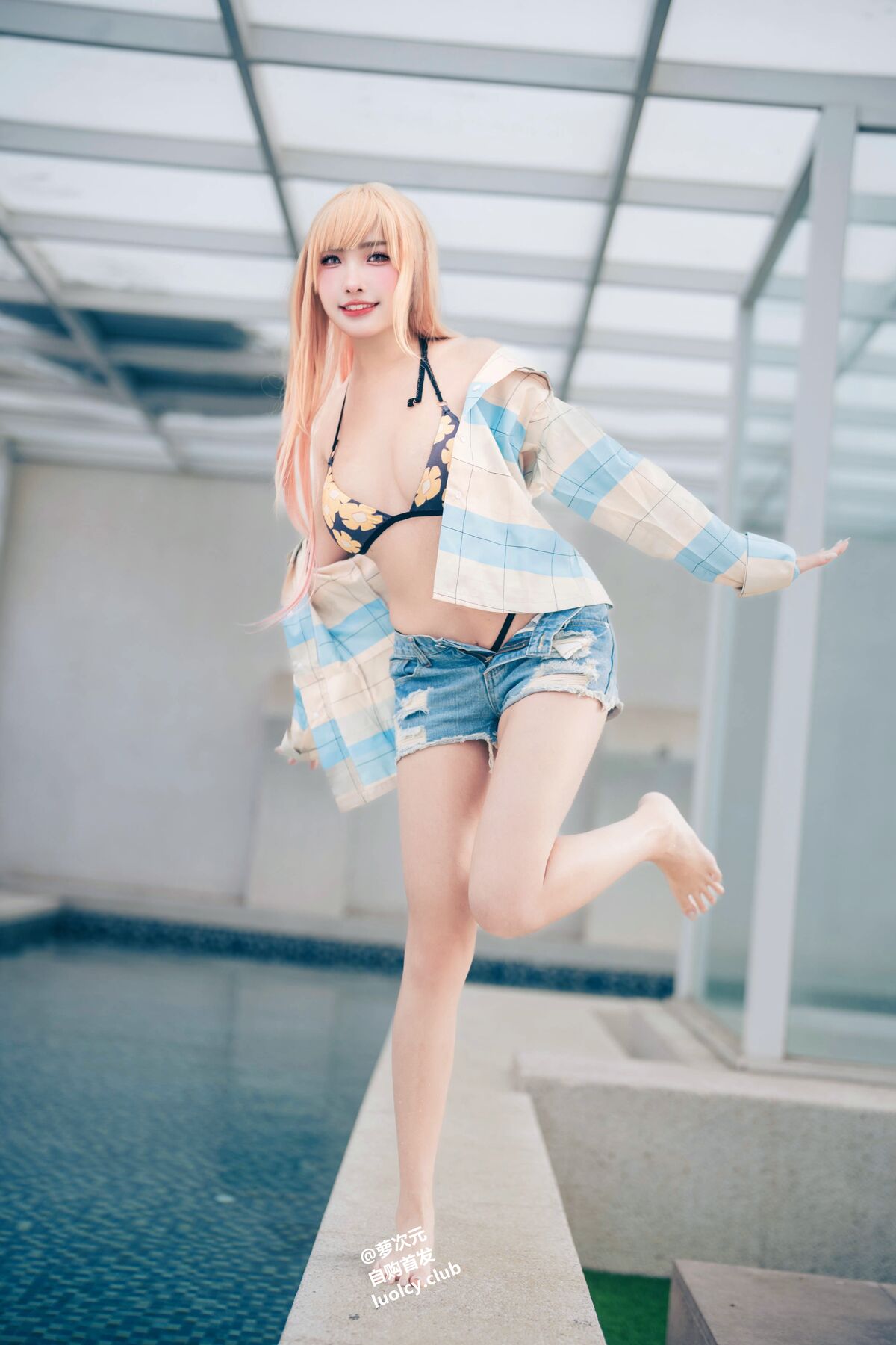 Coser@慕慕Momo – Marin 海夢 – Ver.泳裝 (62P – 3V)