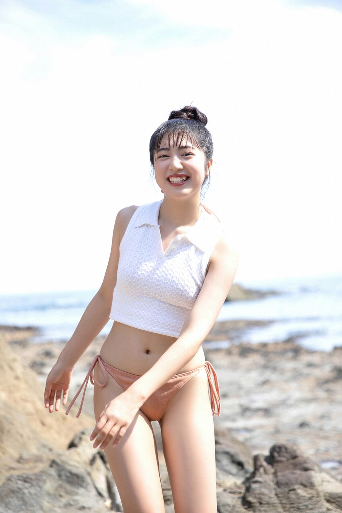 YS Web 2021-02-24 Vol.908 Rio Yoshida 吉田莉桜 – 可憐 清楚 黒髪美少女18歳 Part1