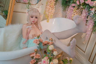Coser@黏黏团子兔 – 豌豆公主的秘密花房