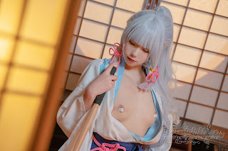 Coser@黏黏团子兔 – 绫华的小憩