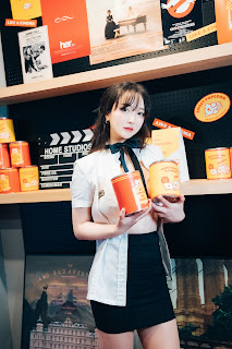 [Loozy] Son Ye-Eun (손예은) – Ticket Girl