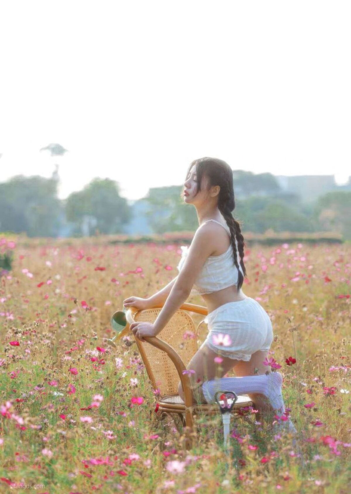Sha Le Mei Xiao Cang Lao Shi 莎乐美小苍老师 – 网红外围 最新私密群门槛福利 Part02 (61P)
