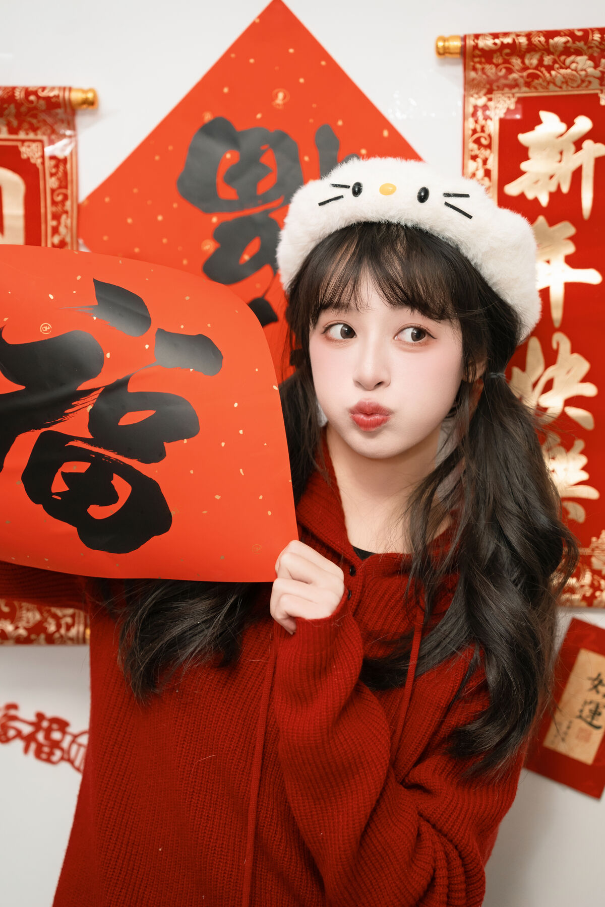 YiTuYu艺图语 Vol.8193 夏芋小年 (22P)