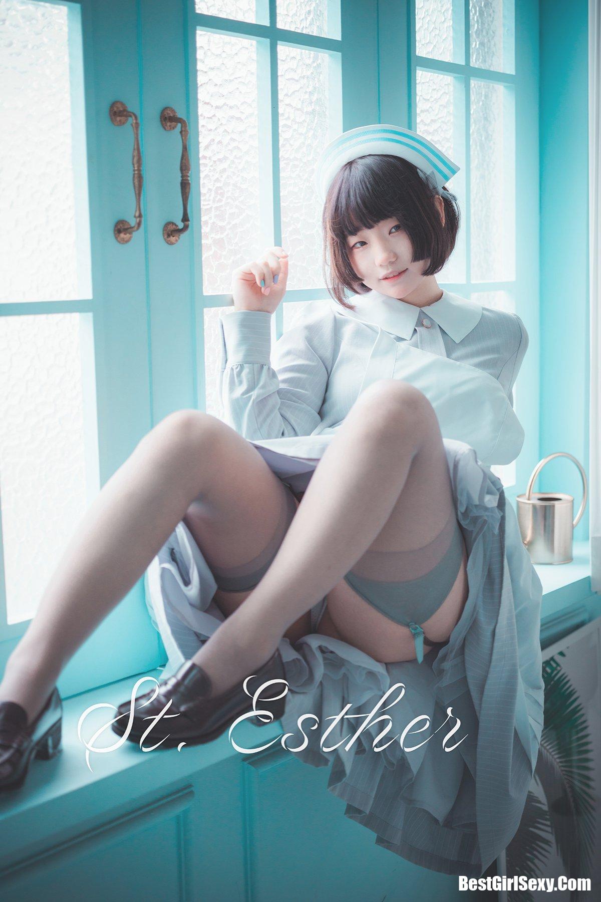 DJAWA 밈미 St. Esther