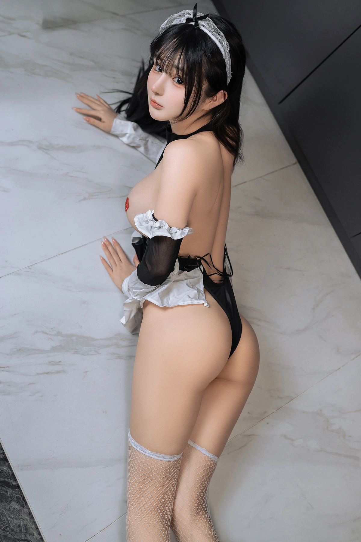 Cosplay 桜井宁宁 – 黑色女佣