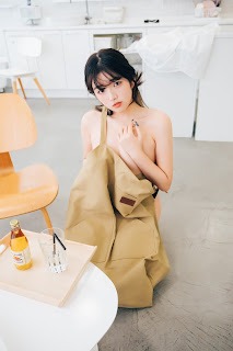 [Loozy] Sonson (손손) – Nude Apron