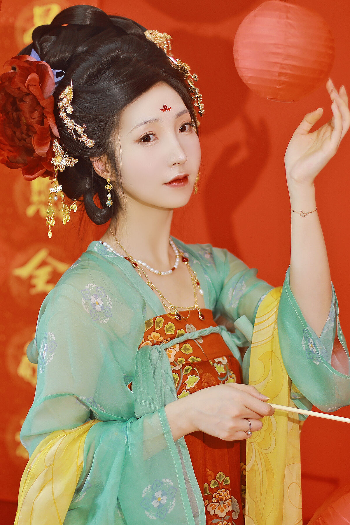 YiTuYu艺图语 Vol.8152 李猜 (23P)