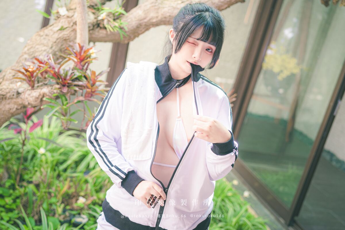 Coser@落落Raku – 锻炼日 Exercise Day (62P – 1V)