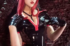 網絡美女Natsuko夏夏子瑪奇瑪護士主題性感黑色皮質護士服配黑絲吊襪秀曼妙身姿誘惑寫…