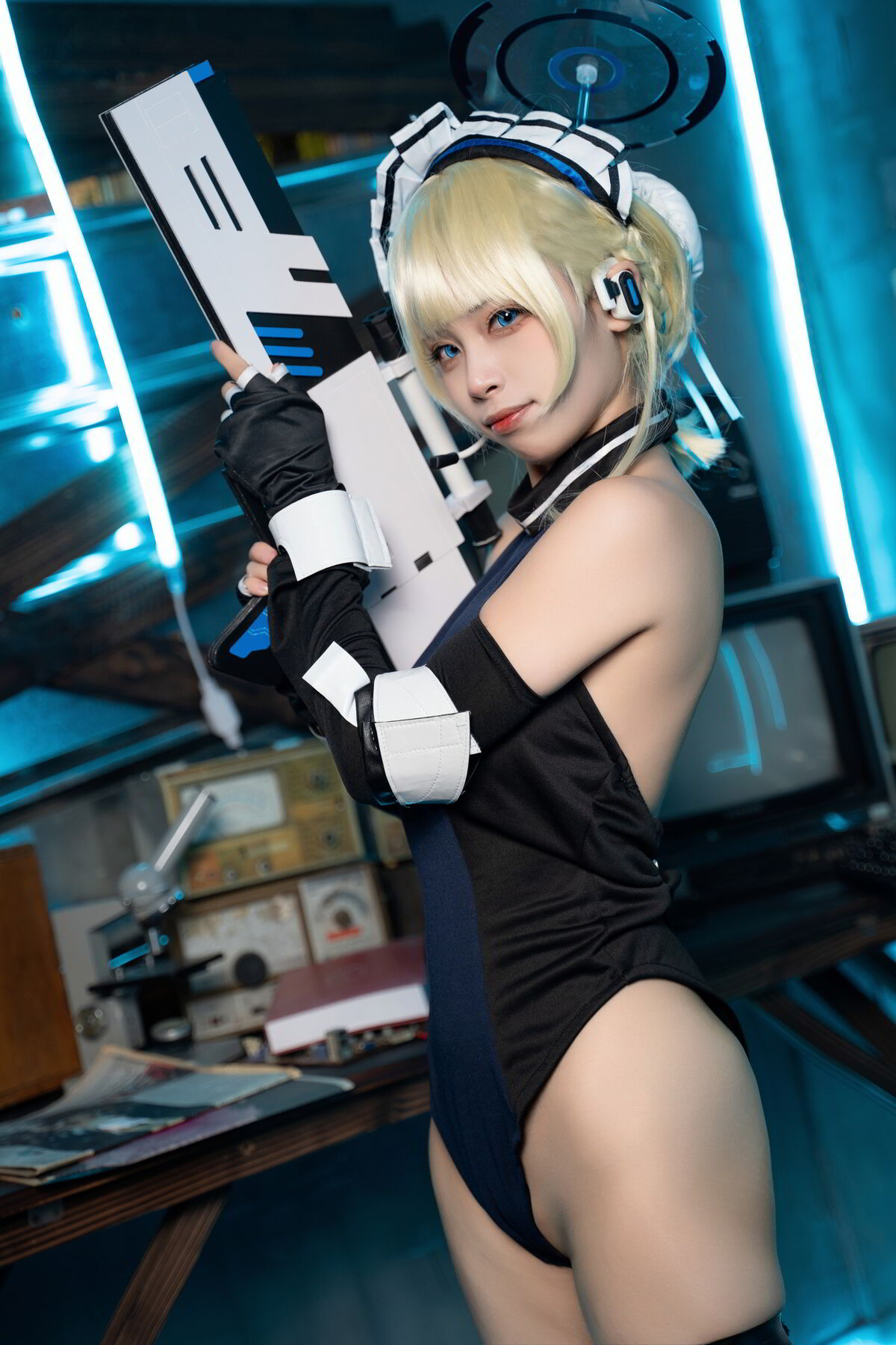 Coser@三無人型 – 蔚蓝档案 飞鸟马时兔女郎 (60P)