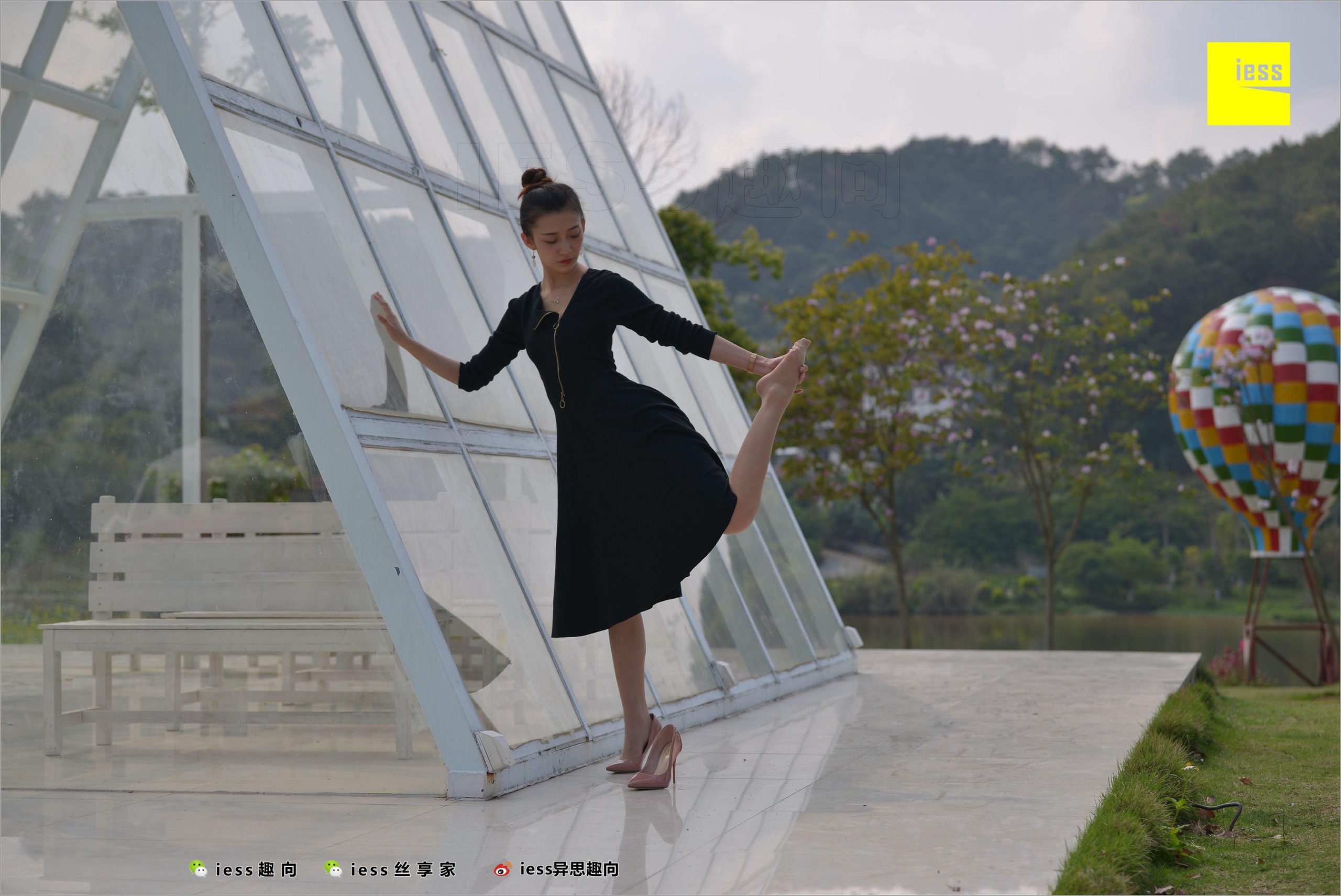 秋秋《肉丝圆舞曲》 [异思趣向IESS] 丝足便当239