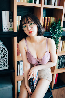 [Loozy] Son Ye-Eun (손예은) – Librarian Girl