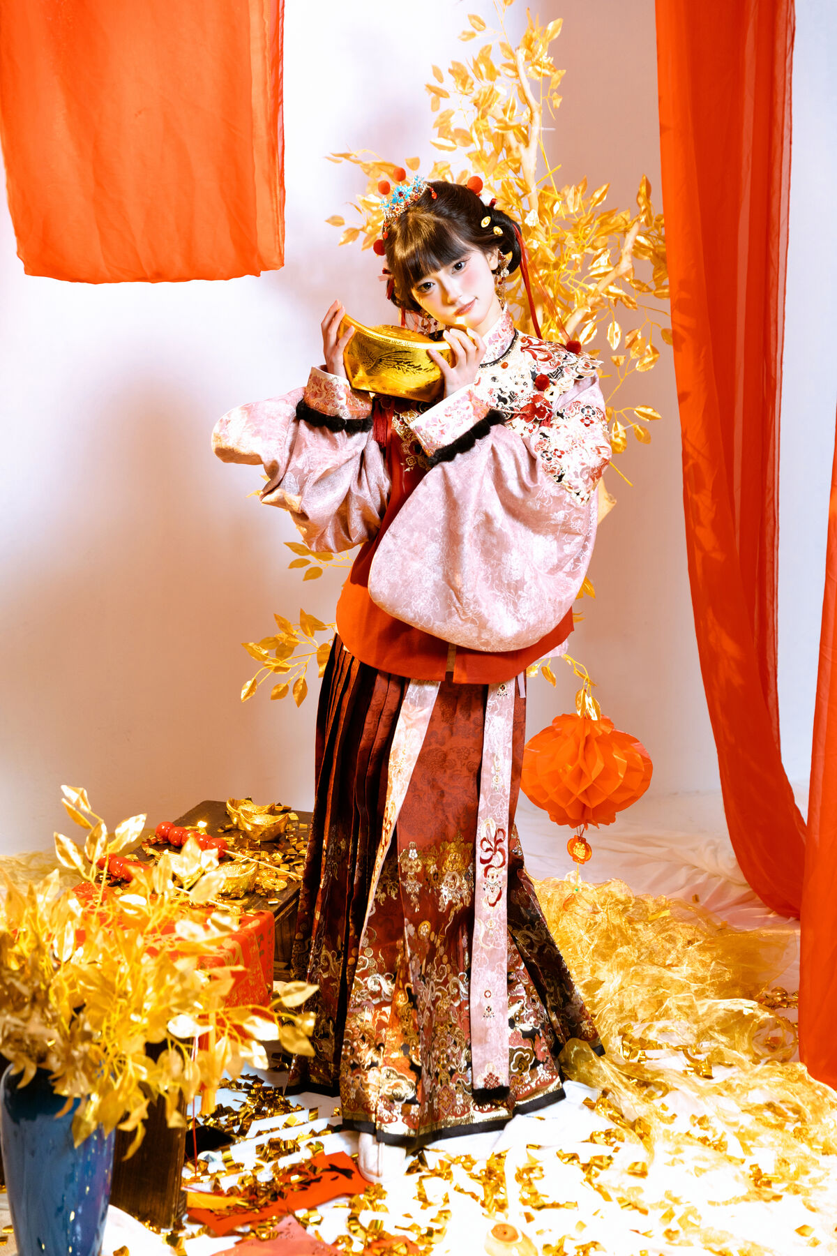 YiTuYu艺图语 Vol.8472 冷酷王爷 (24P)