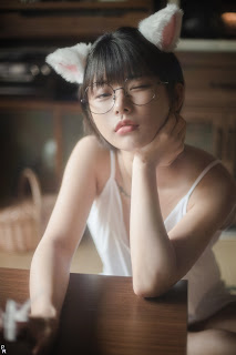 [PINK] U.Hwa (은유화) – My Cat