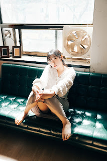 [Loozy] Sonson (손손) – Comic Shop Girl (+S.Ver)