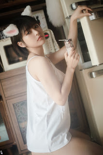 [PINK] U.Hwa (은유화) – My Cat