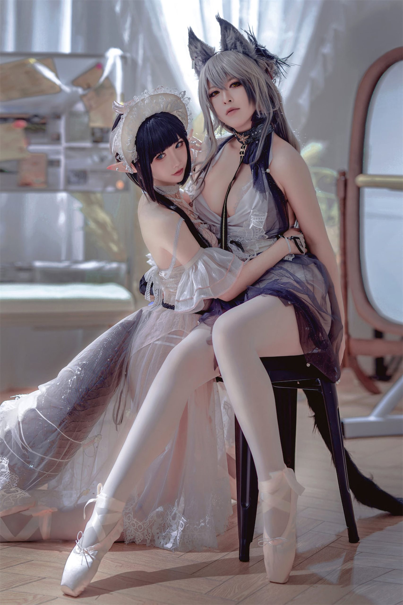 [福利COS] 可爱人气Coser面饼仙儿&半半子 - Arknights 黑x森蚺バレエ