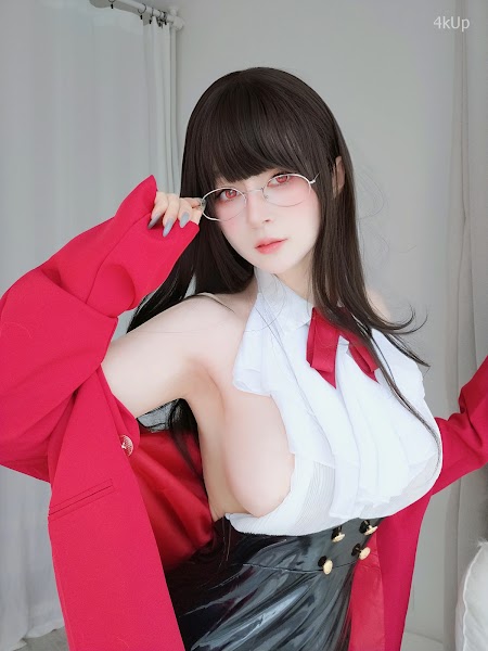 Coser@白银81 [Fantia] 2024年11月会员合集（16套）