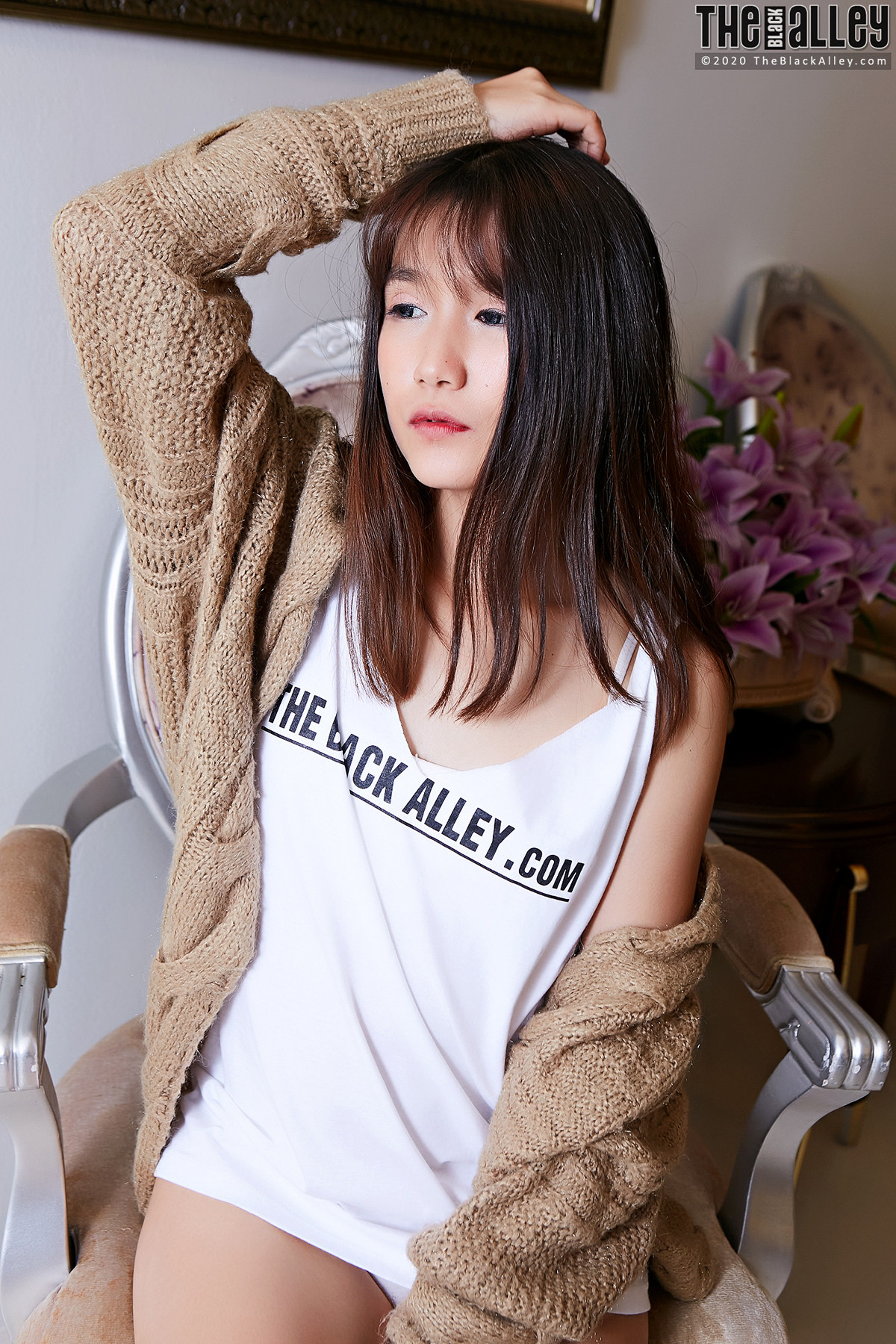 Chia Ling The Black Alley Photobook Set.33
