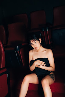 [Loozy] Sonson (손손) – Cinema Girl (+S.Ver)
