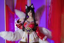 Umeko J cosplay Ahri – League of Legends