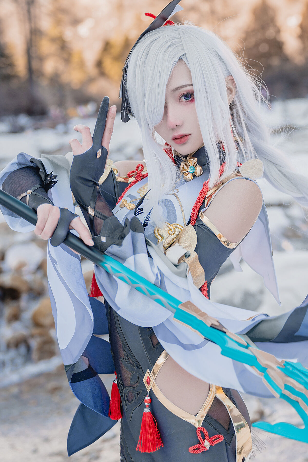 Coser@如月灰 – 申鹤 原神