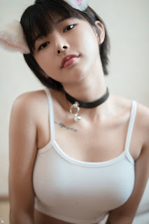 [PINK] U.Hwa (은유화) – My Cat