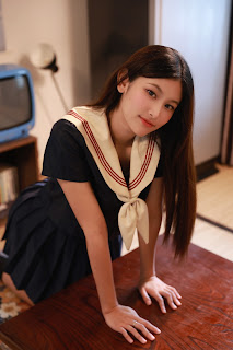 SiS Magazine P3