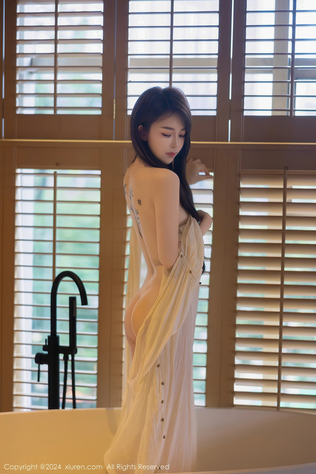 XiuRen秀人网 No.8842 夏竹XiaZhu