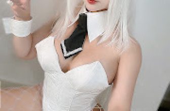 Coser@Sayo Momo – NIKKE Naughty Oil Bunny