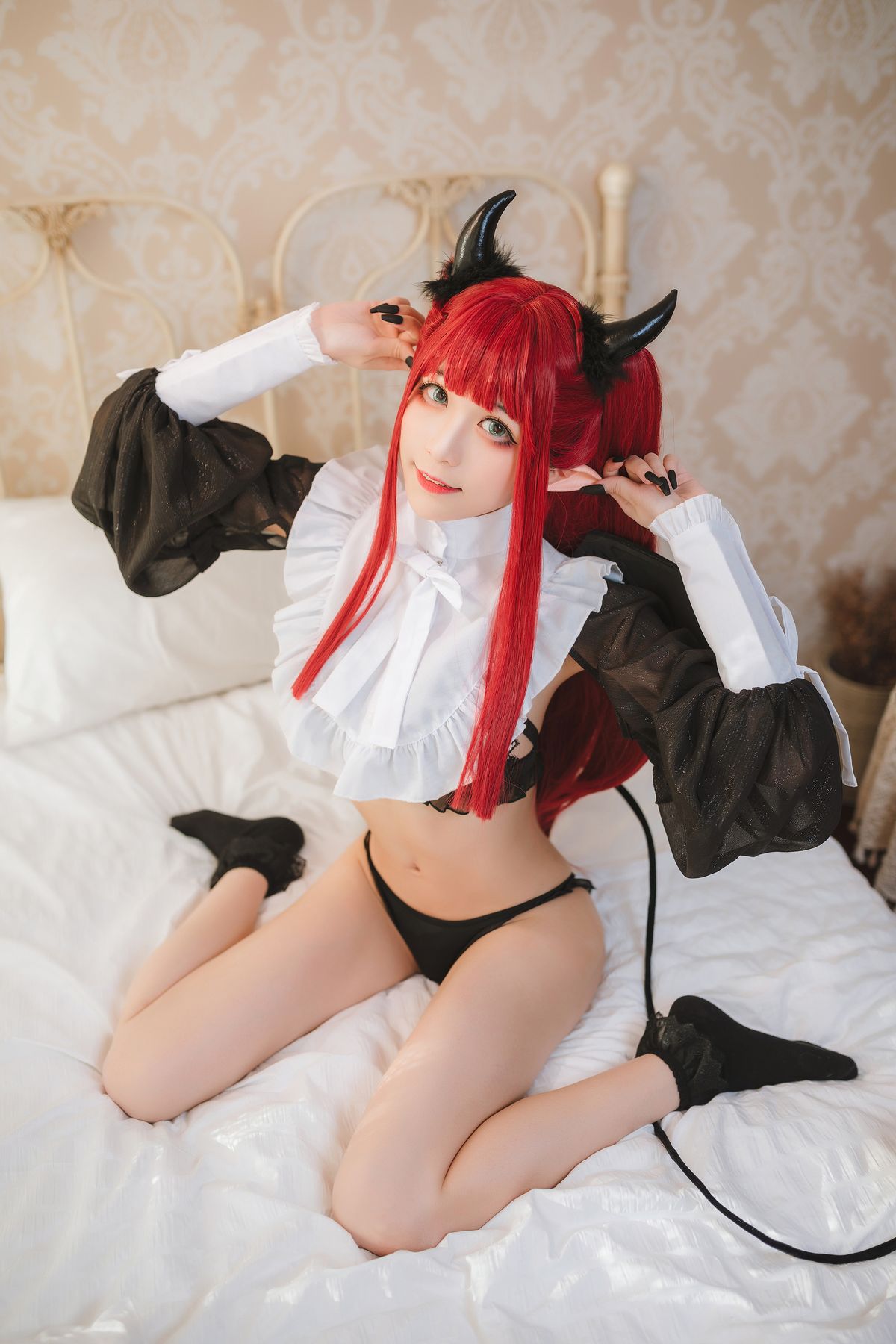 Coser@Tomoyo酱 – 更衣人偶 利兹魅魔 (24P)