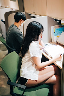 [Loozy] Sonson (손손) – Reading Room