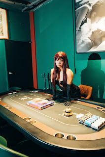 Haivia Black Snow – Secret Bar