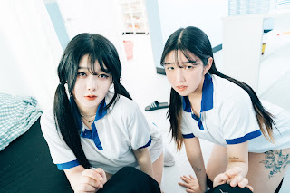 [Loozy] Sonson (손손) x Zia (지아) – Bitch Academy