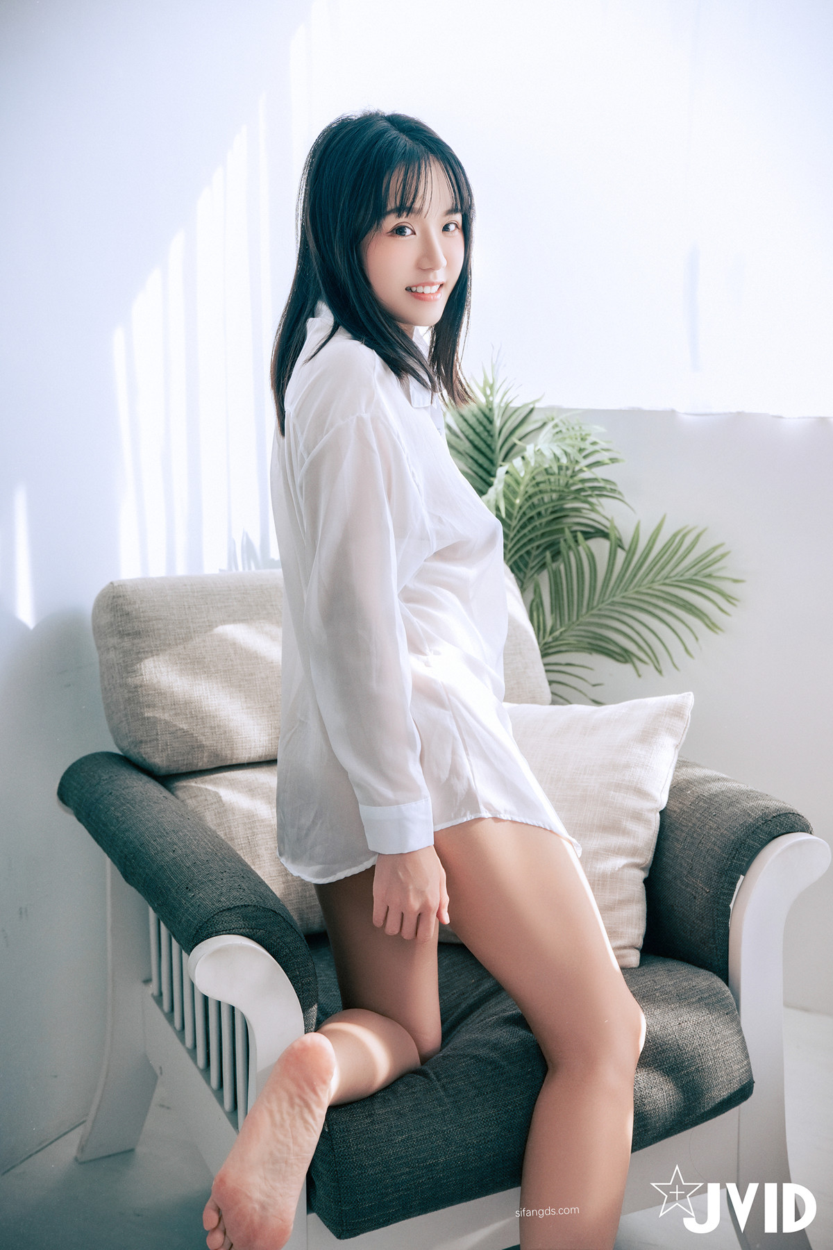 JVID Angela寶7 – 被按摩師玩弄の墮落妻子－寶七